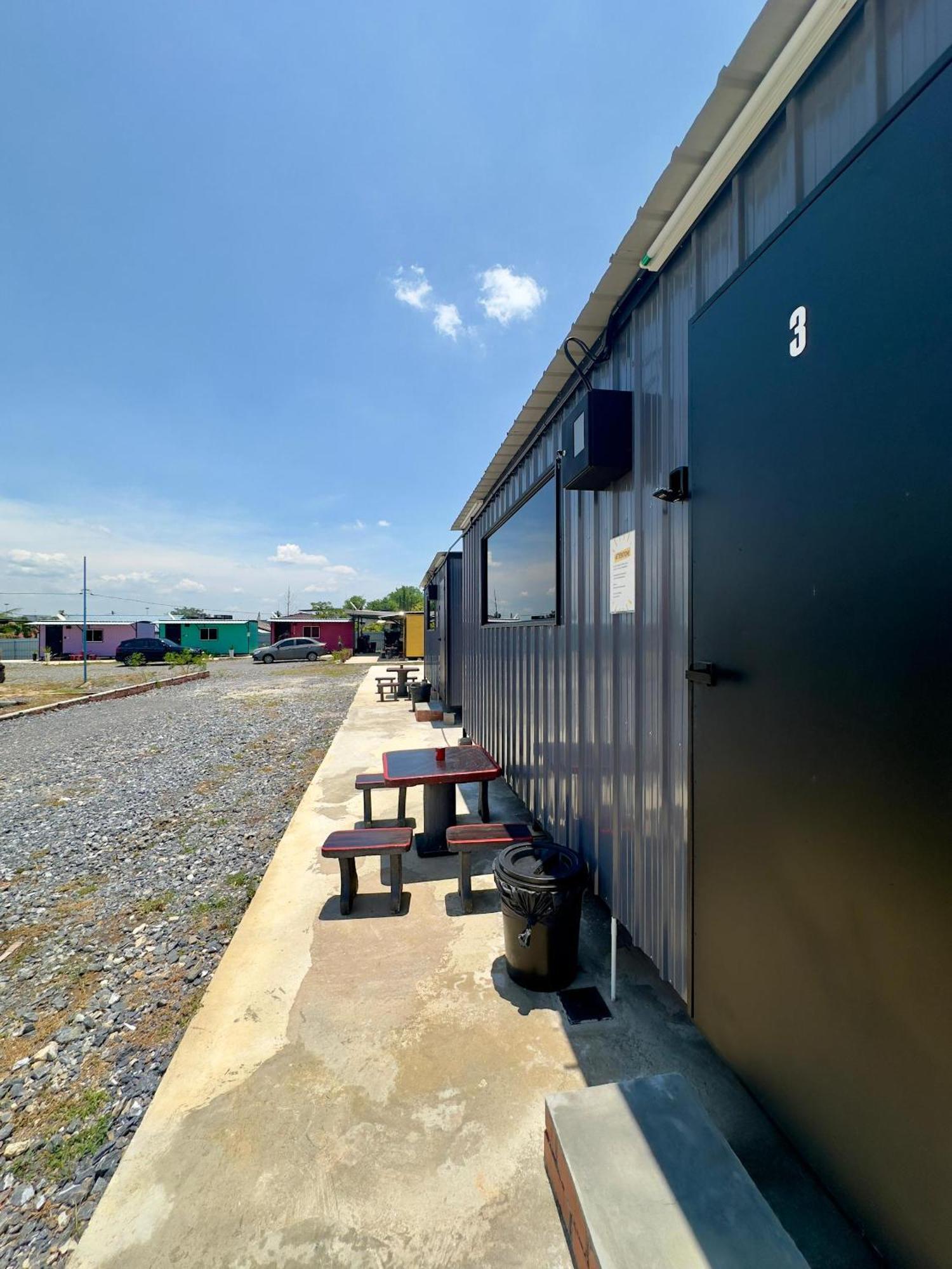 Padang Besar Gray Cabin Εξωτερικό φωτογραφία